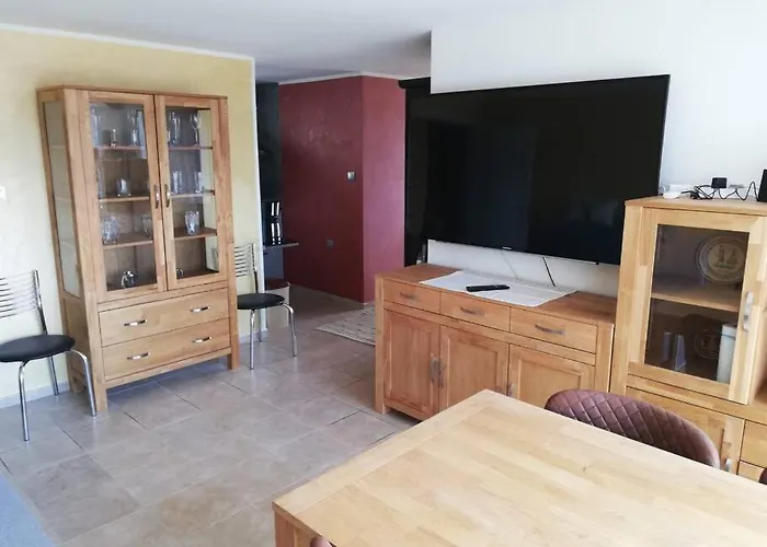 아파트 Mit Meerblick! 스베티 블라스